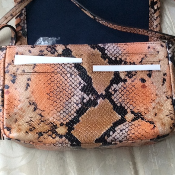 Bag - Picture 3 of 9